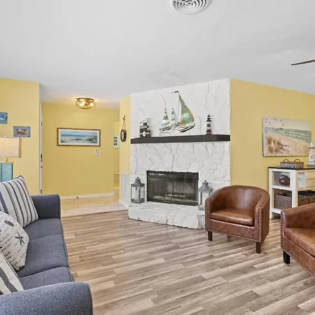 Perfect For Family Gatherings With A Heated Pool! - Clearwater'S Clear Choice Exterior photo