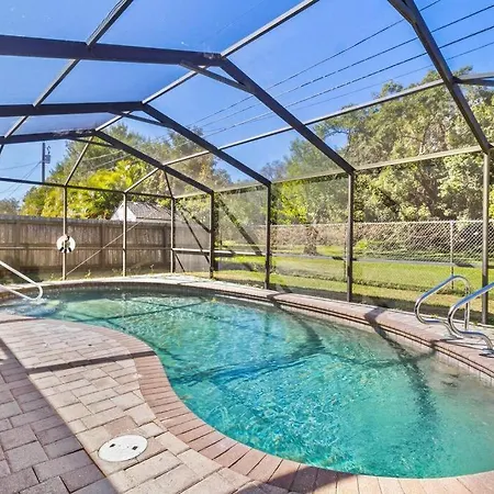 Perfect For Family Gatherings With A Heated Pool! - Clearwater'S Clear Choice Exterior photo