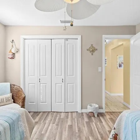 Perfect For Family Gatherings With A Heated Pool! - Clearwater'S Clear Choice Exterior photo