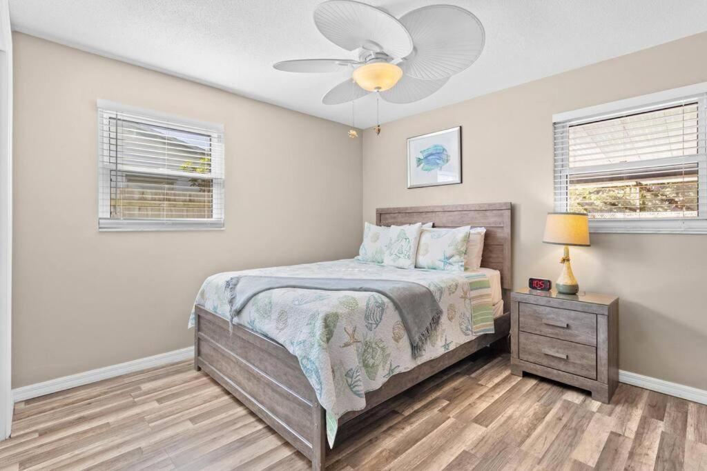 Casa vacanze Perfect For Family Gatherings With A Heated Pool! - Clearwater's Clear Choice